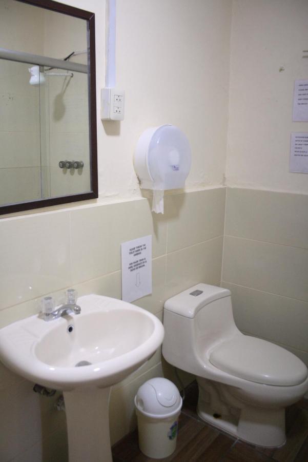 Guest house Lion Backpackers 2*